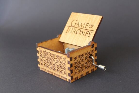 Game Of Thrones Engraved wooden music box