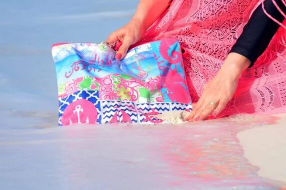 Ana W Al-Bahr Pouch Zipper Bag With Pockets By Shakasta