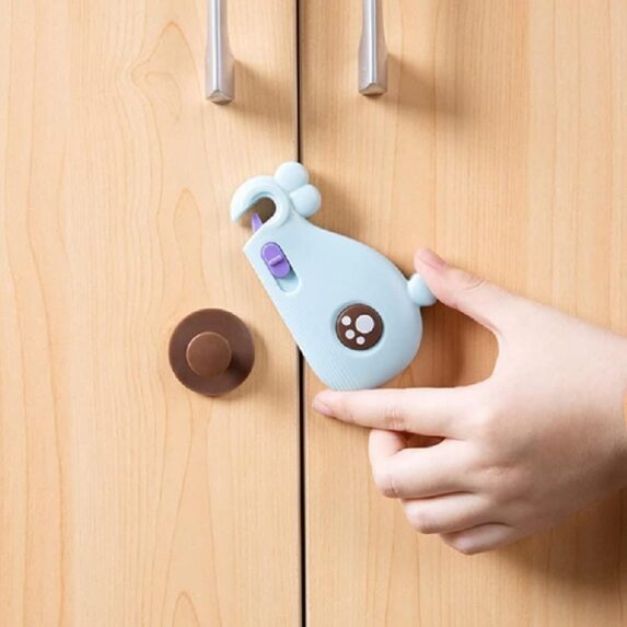 قفل أمان للأطفال للثلاجة والضلف